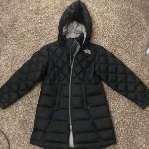 Girls the north face coat